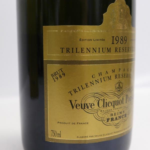 Veuve Clicquot Ponsardin（ヴーヴ クリコ ポンサルダン）トリレニウム キュベ 1989 12％ 750ml ※液面低下・液漏れ跡 T24H290201