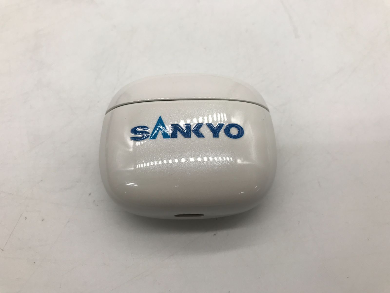 ☆38-740】□未使用□FEVER MOBILE SUIT GUNDAM UC ワイヤレスイヤホン