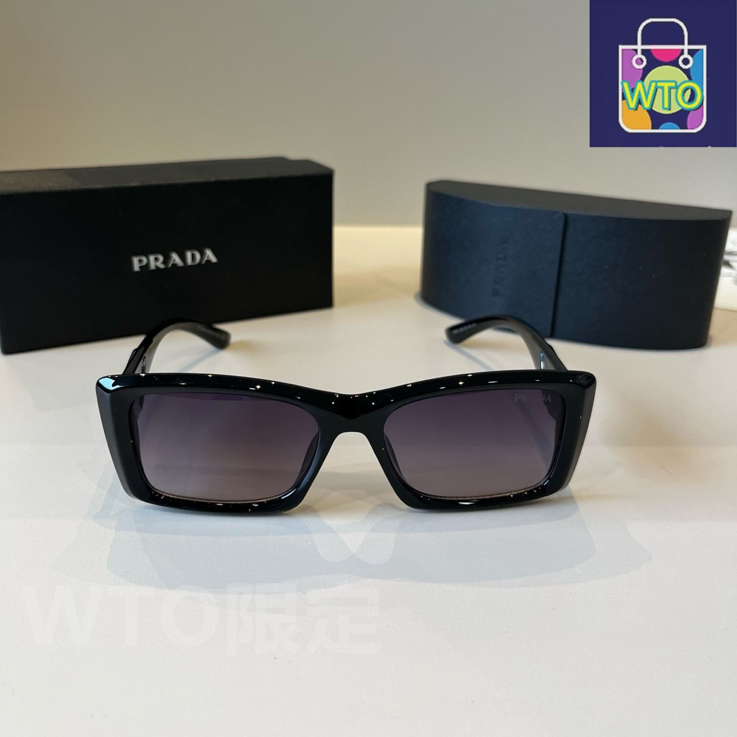 PRADA　サングラス org.jpg