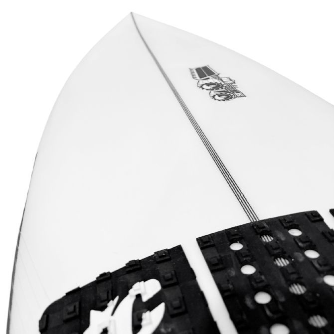 中古美品】【フィン付き】JSサーフボード ブラックボックス3 スワロー