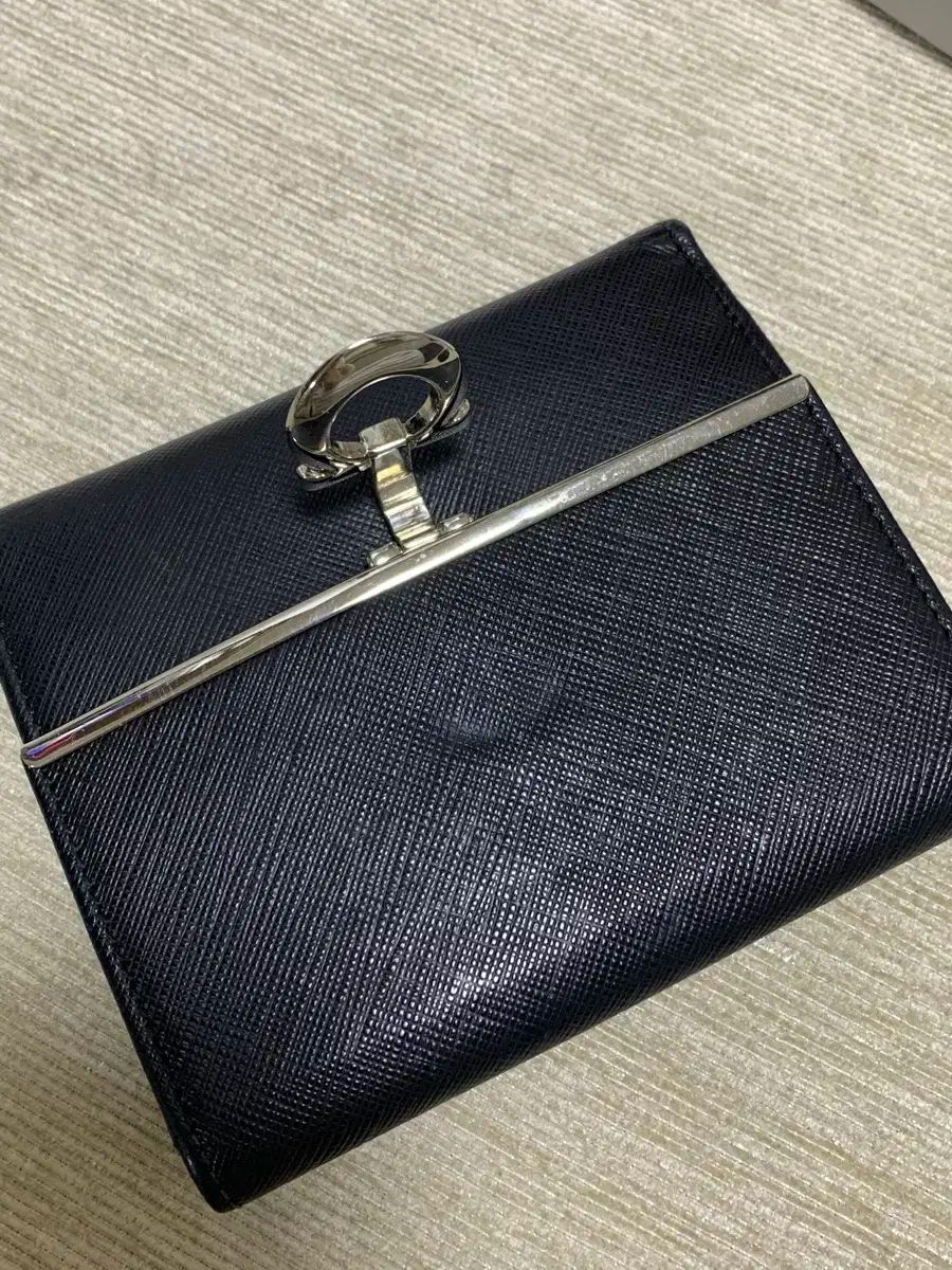 ヴィクトリア ゴチッククラウン 銀貨【銀貨保証】アンティーク M2411869 2-750px(4).jpg