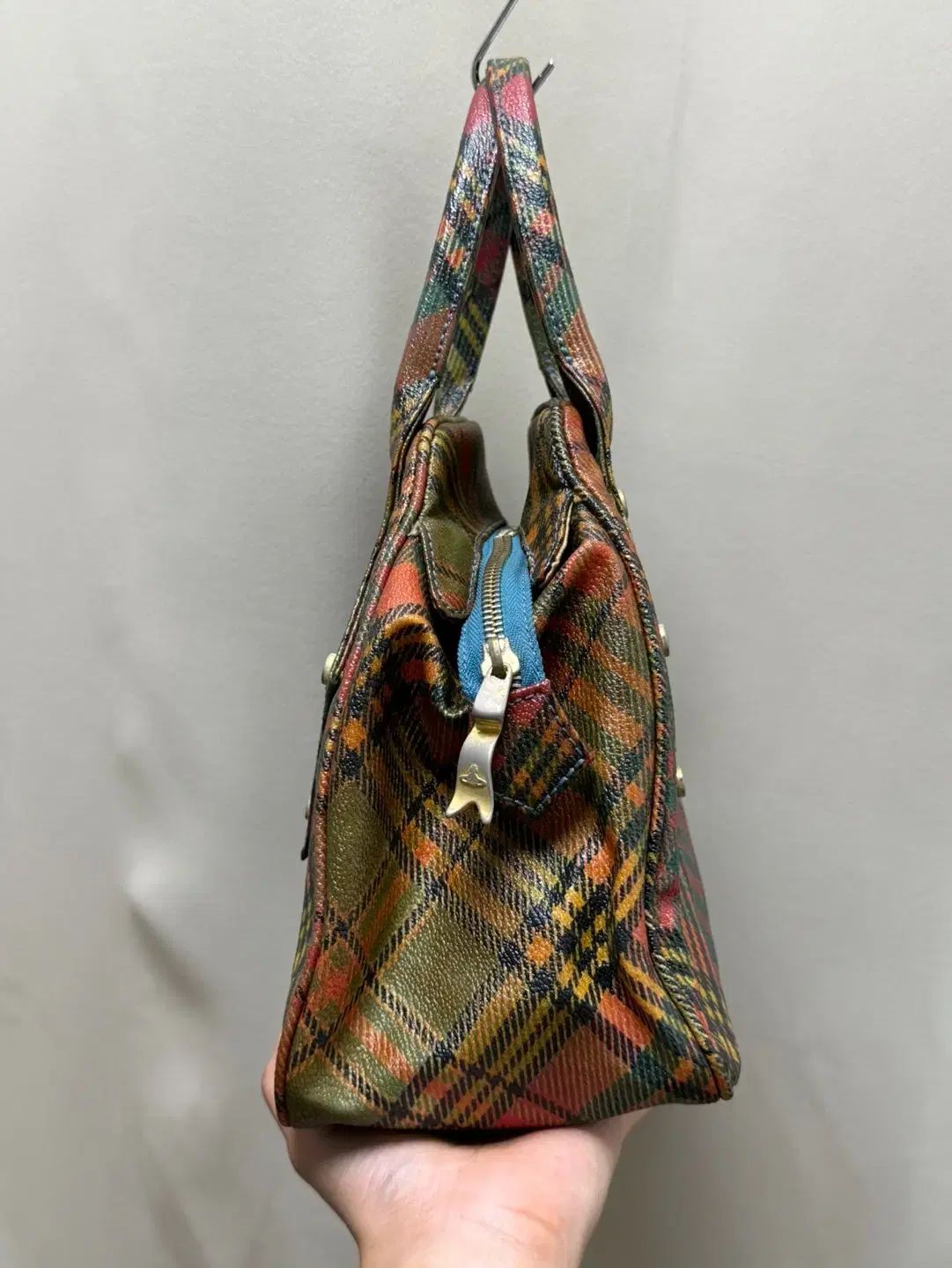 Vivienne Westwood(ヴィヴィアン・ウエストウッド) タータン