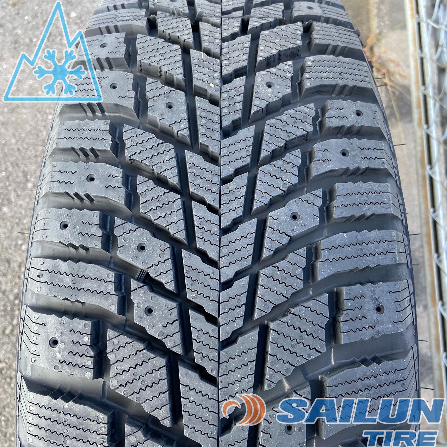 サイルン 即日発送 デリカD5 RAV4 CX8 CX5 スタッドレス SAILUN WSTX 225/65R17 17インチ 新品 タイヤホイールセット 1台分