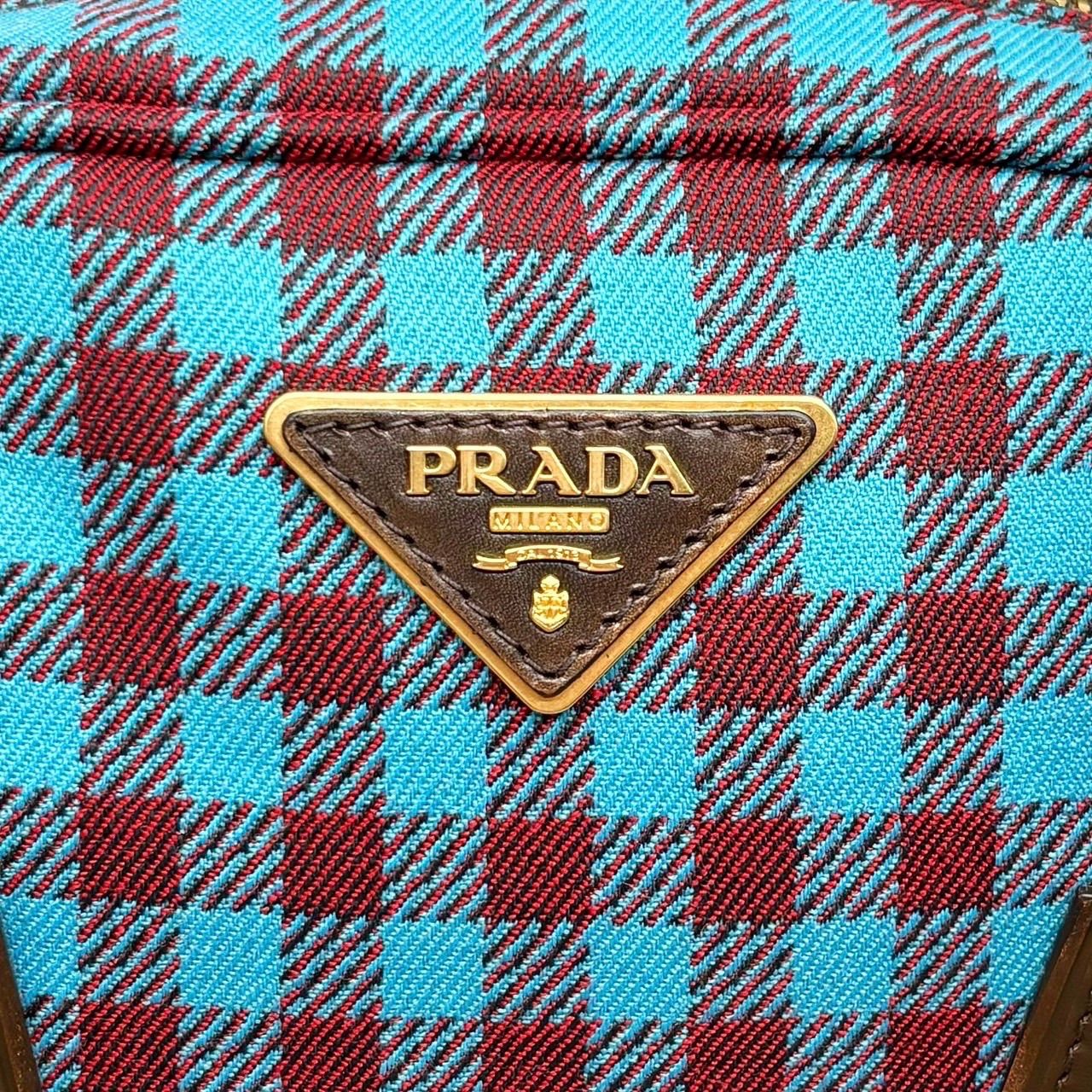 トライアングル ゴールド金具