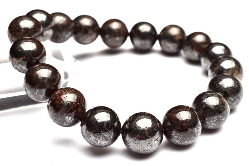 １点物 サハラ砂漠産 コンドライト隕石 サハラNWA869隕石 11mm ブレスレット パワーストーン 天然石 _MA8216 NEXPOTALLINN_EU