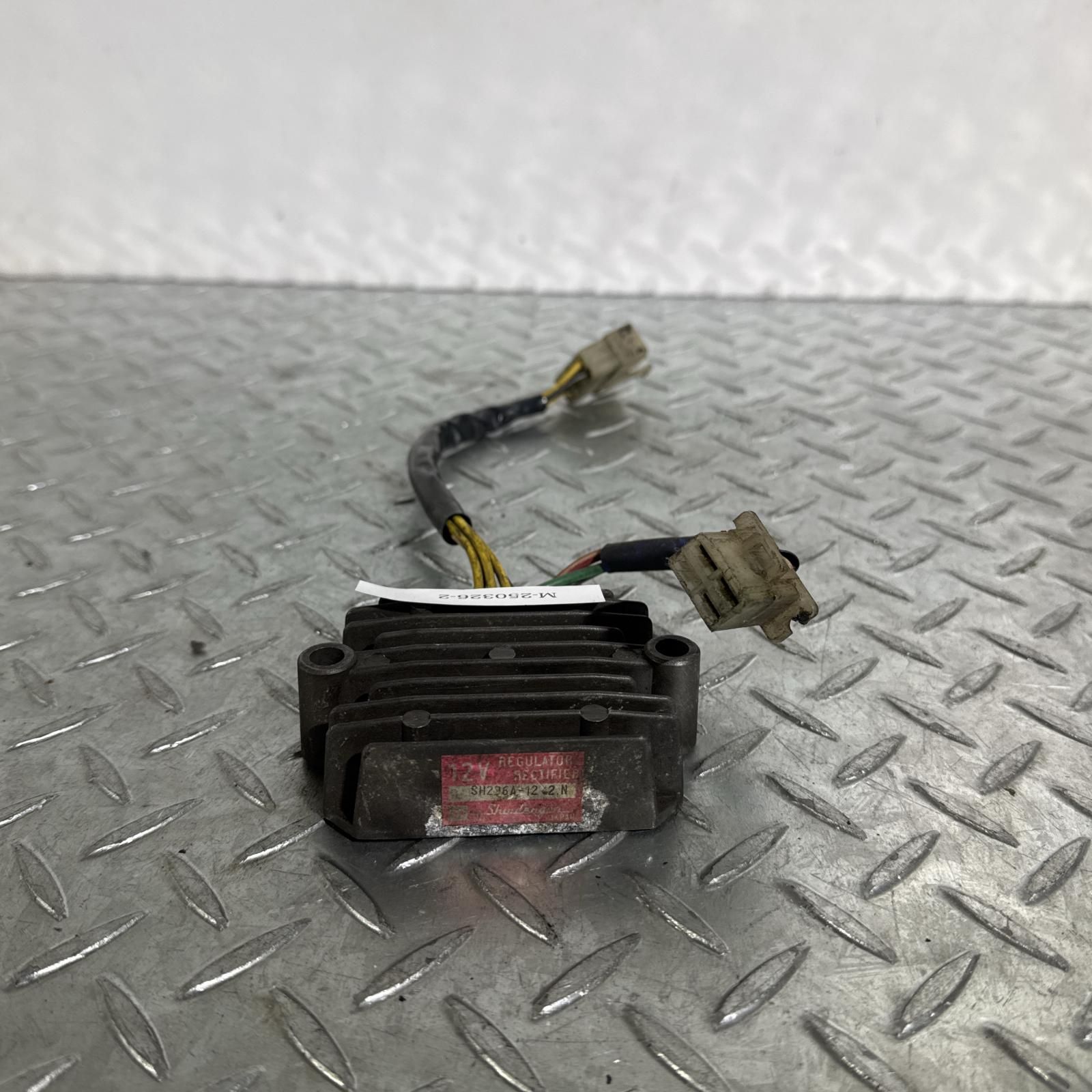 専用 3セット ホンダ レギュレーター 熱対策 CBX400F 専用 3セット