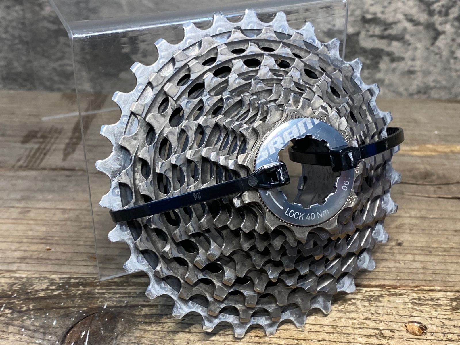 IQ913 スラム SRAM レッド RED XG1190 スプロケット 11-30T 11S