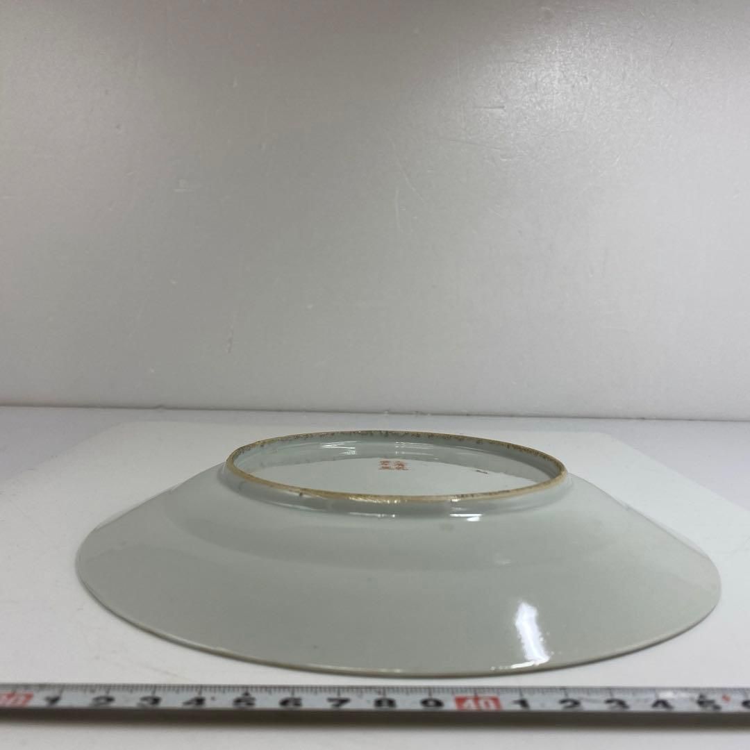 中国清時代 大清乾隆年製 粉彩草花図中皿 トヒト 東里6-1113☆2F