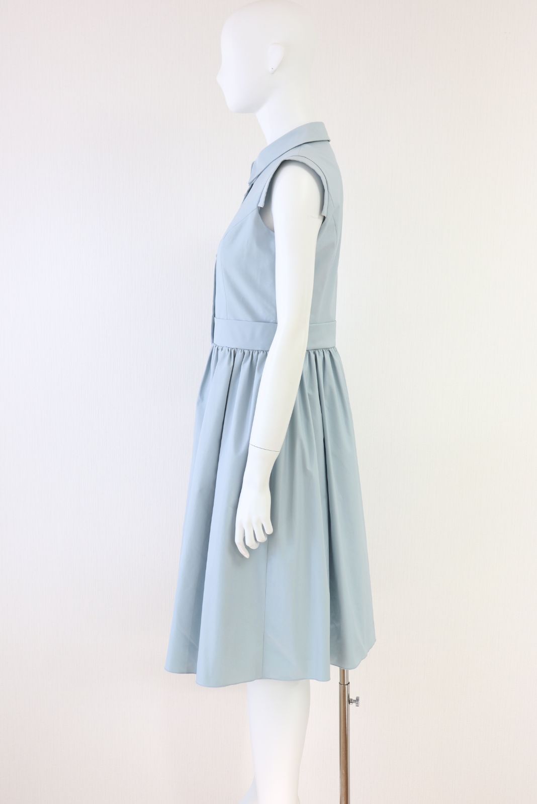 【美品】Rene ルネ 襟つきワンピース ネイビー サイズ34 美品】Rene ルネ 襟つきワンピース ネイビー サイズ34