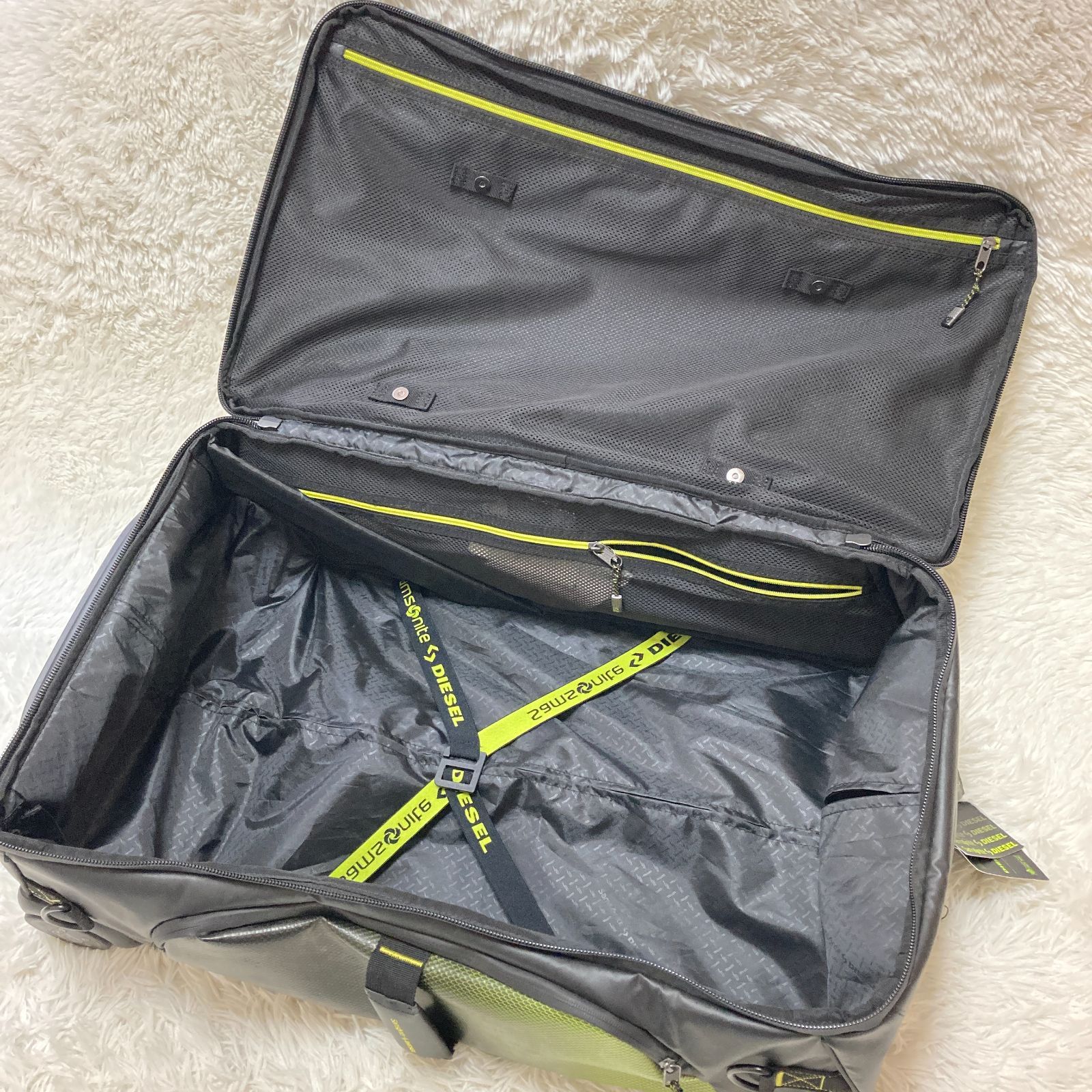DIESEL キャリーバッグ