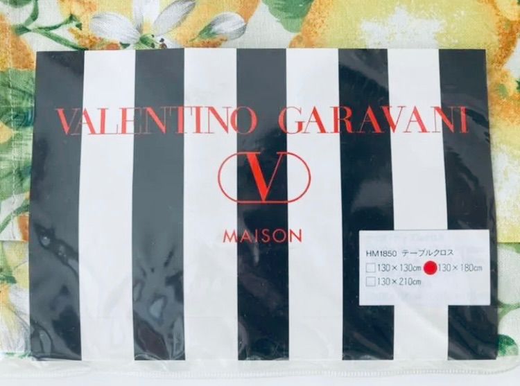 Valentino テーブルクロス ティッシュカバー 新品 - メルカリ