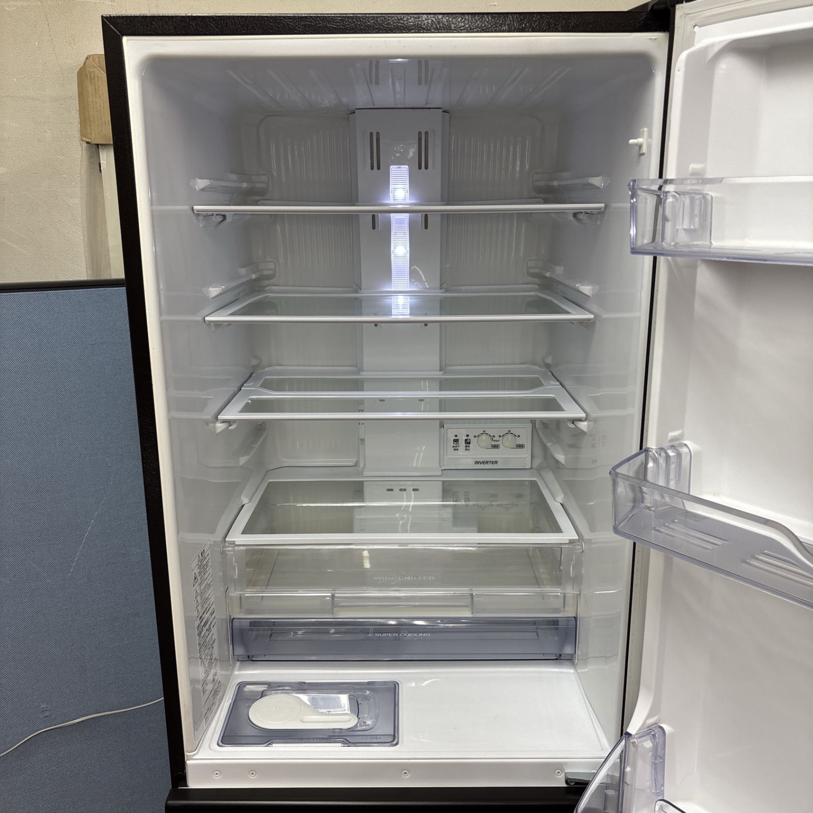 名古屋近郊限定送料設置無料2021年製三菱電機冷蔵庫146L R723 ☀️ 名古屋市近郊配送設置無料！ MITSUBISHI 冷蔵庫（146L