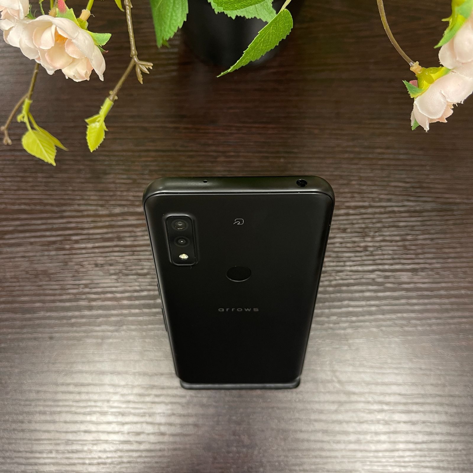 Arrows We FCG01 64GB 国内SIMフリー 配送 送料無料