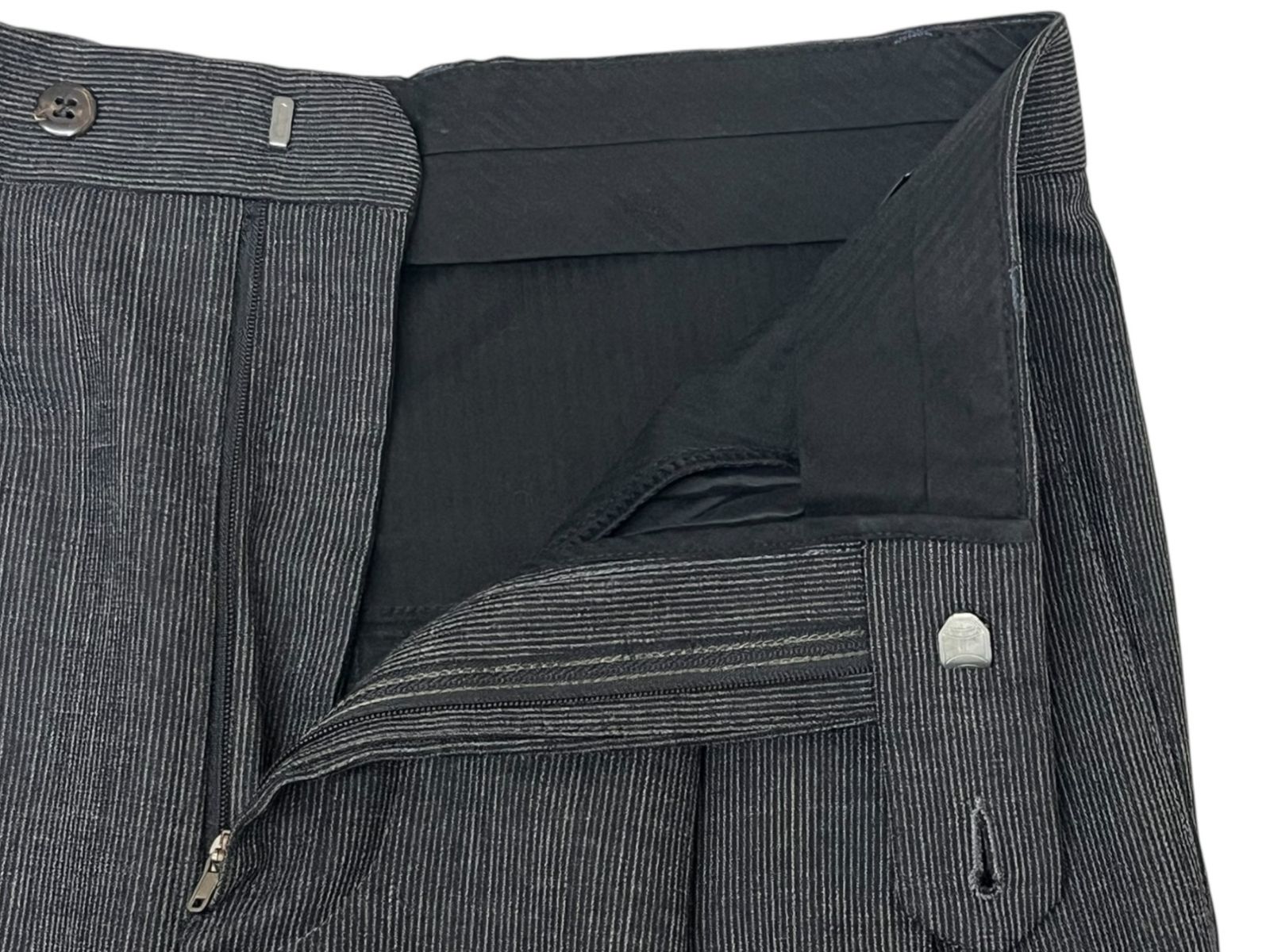 美品★HugoBoss/ダークグレースラックス HUGO BOSS(ヒューゴボス) スラックス9974120 9974120
