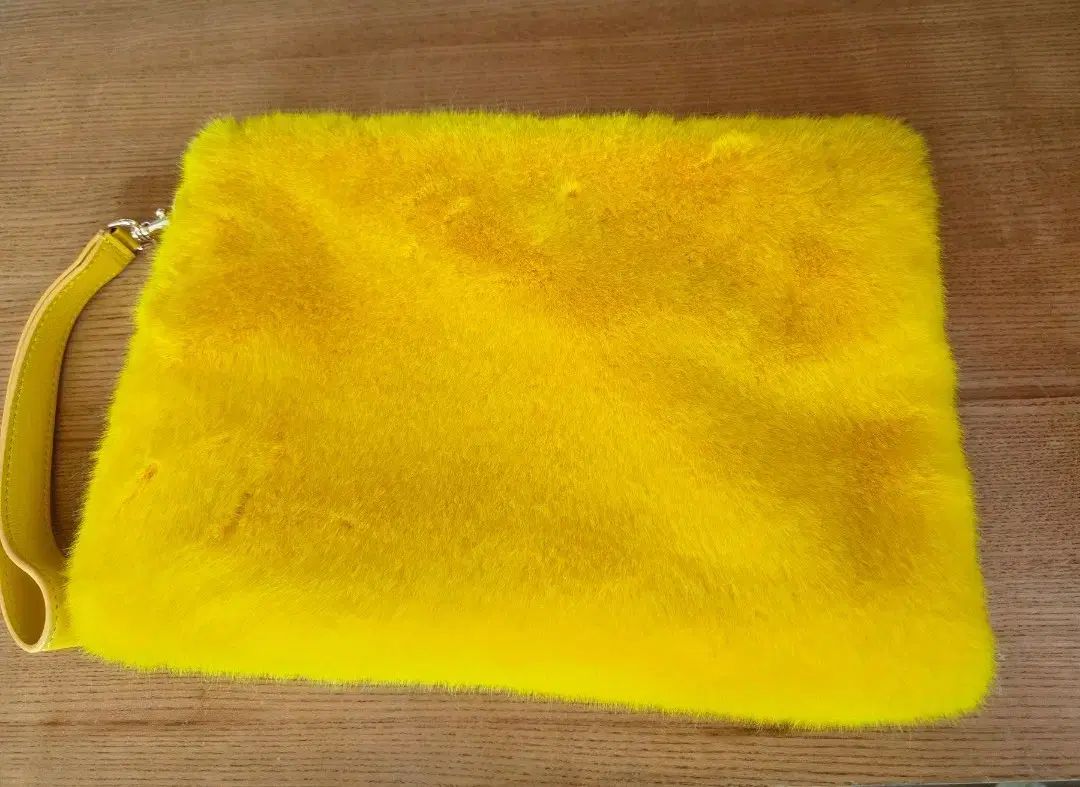 ジョーンズ jons ファー クラッチバッグ ピンク イエロー 2商品