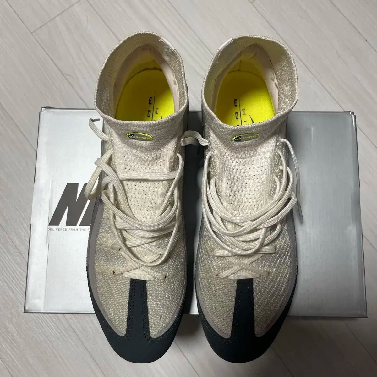 ナイキマーキュリアル スーパーフライ10 エリート x エアマックス95 SE ナイキマーキュリアルスーパーフライ10 xエアマックス 95 SE 26.5