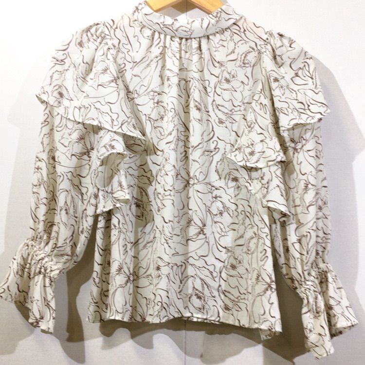 【美品】snidel スナイデル フリルシアーブラウス 長袖トップス フリル ホワイト 植物柄 レディース Fサイズ 美品 スナイデル snidel 長袖ブラウス レディース F