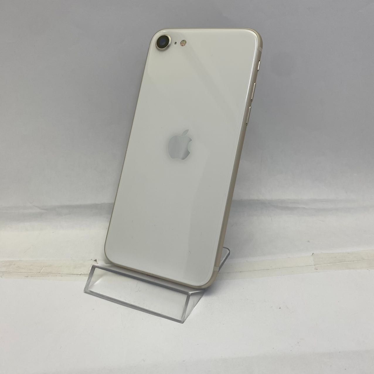 iPhone SE (第3世代) 本体 64GB スターライト Aランク 超美品 SIM