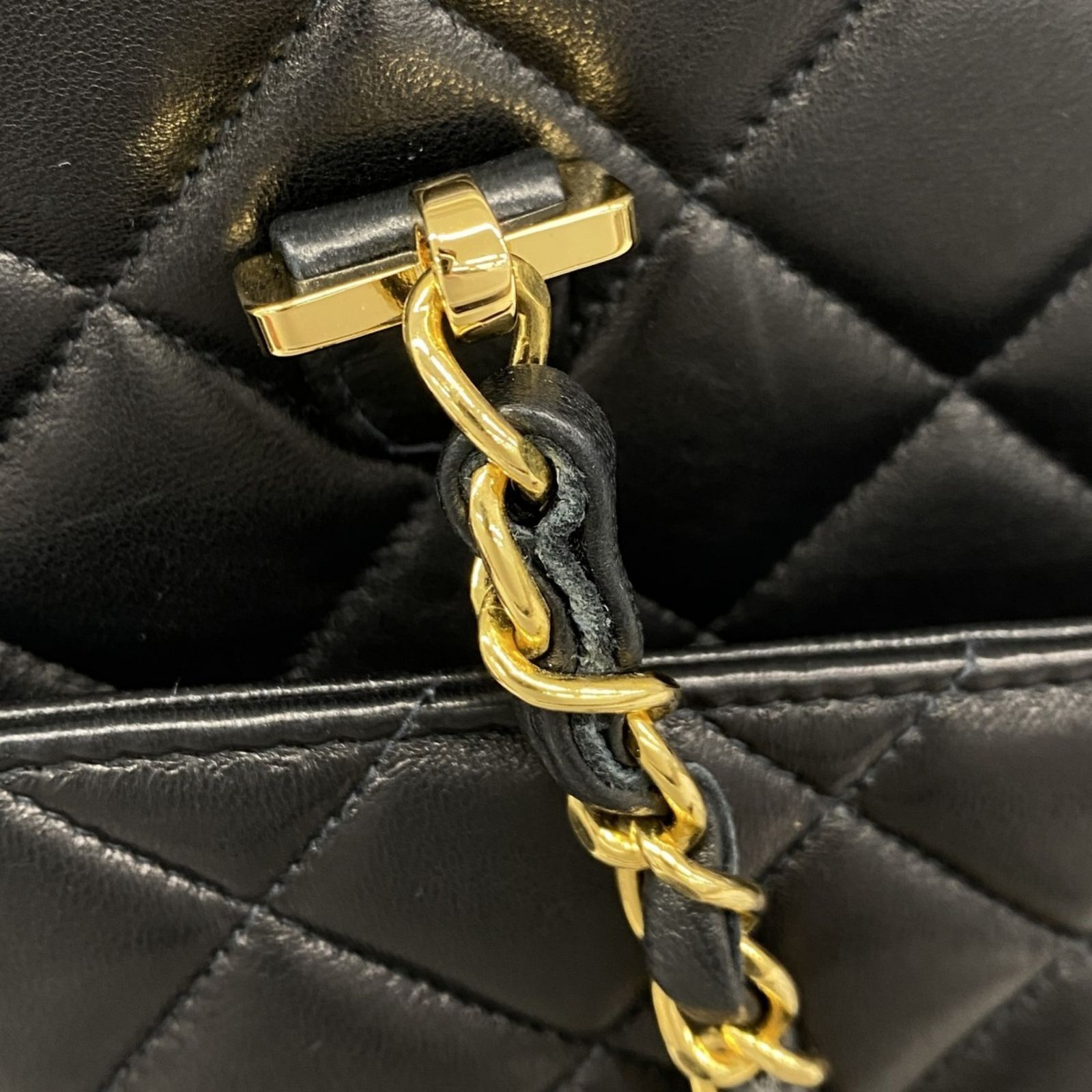 シャネル　CHANEL マトラッセ チェーンショルダー バッグ ブラック CHANEL シャネル マトラッセ チェーンショルダーバッグ ブラック