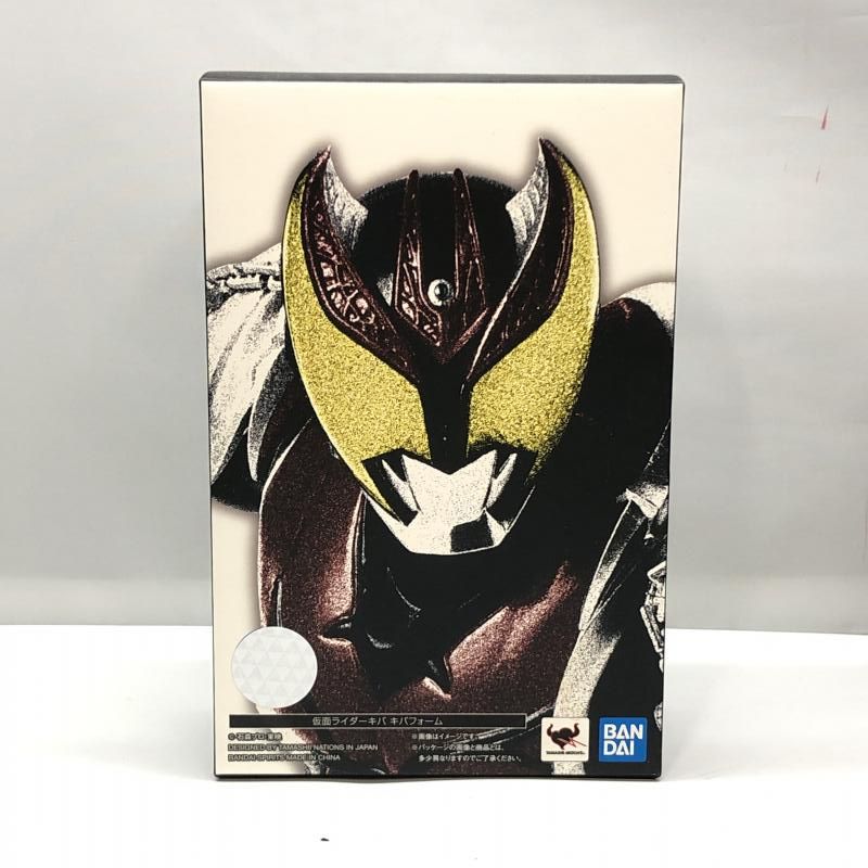 【中古】バンダイ S.H.Figuarts(真骨彫製法) 仮面ライダーキバ キバフォーム 開封品[97]