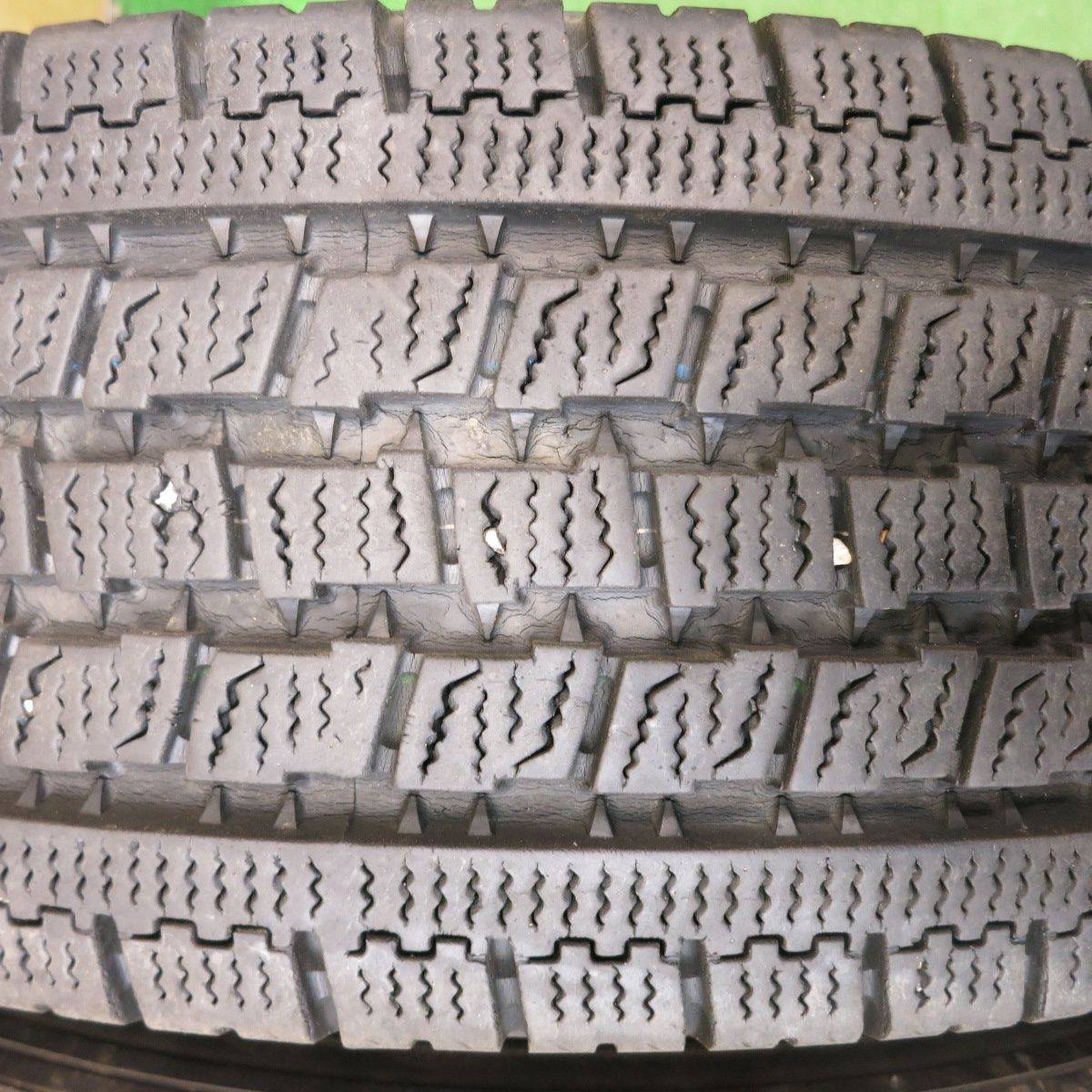 トヨタ純正 195/80R15 107/105L 200系 ハイエース 冬 4本価格☆トヨタ