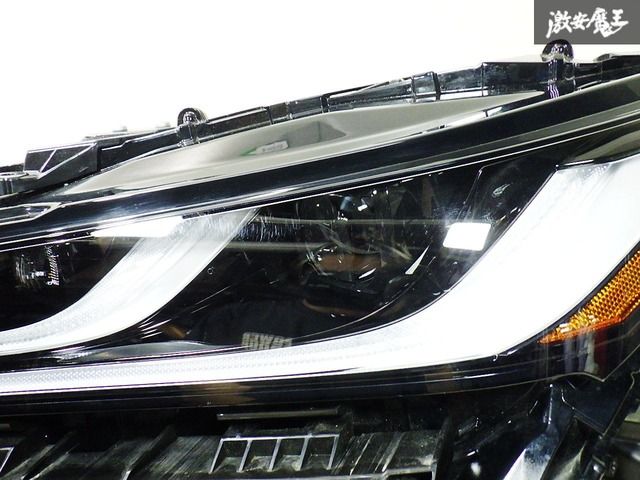 AXUH80 トヨタ ハリアー ヘッドライト トヨタ純正 AXUH80 AXUH85