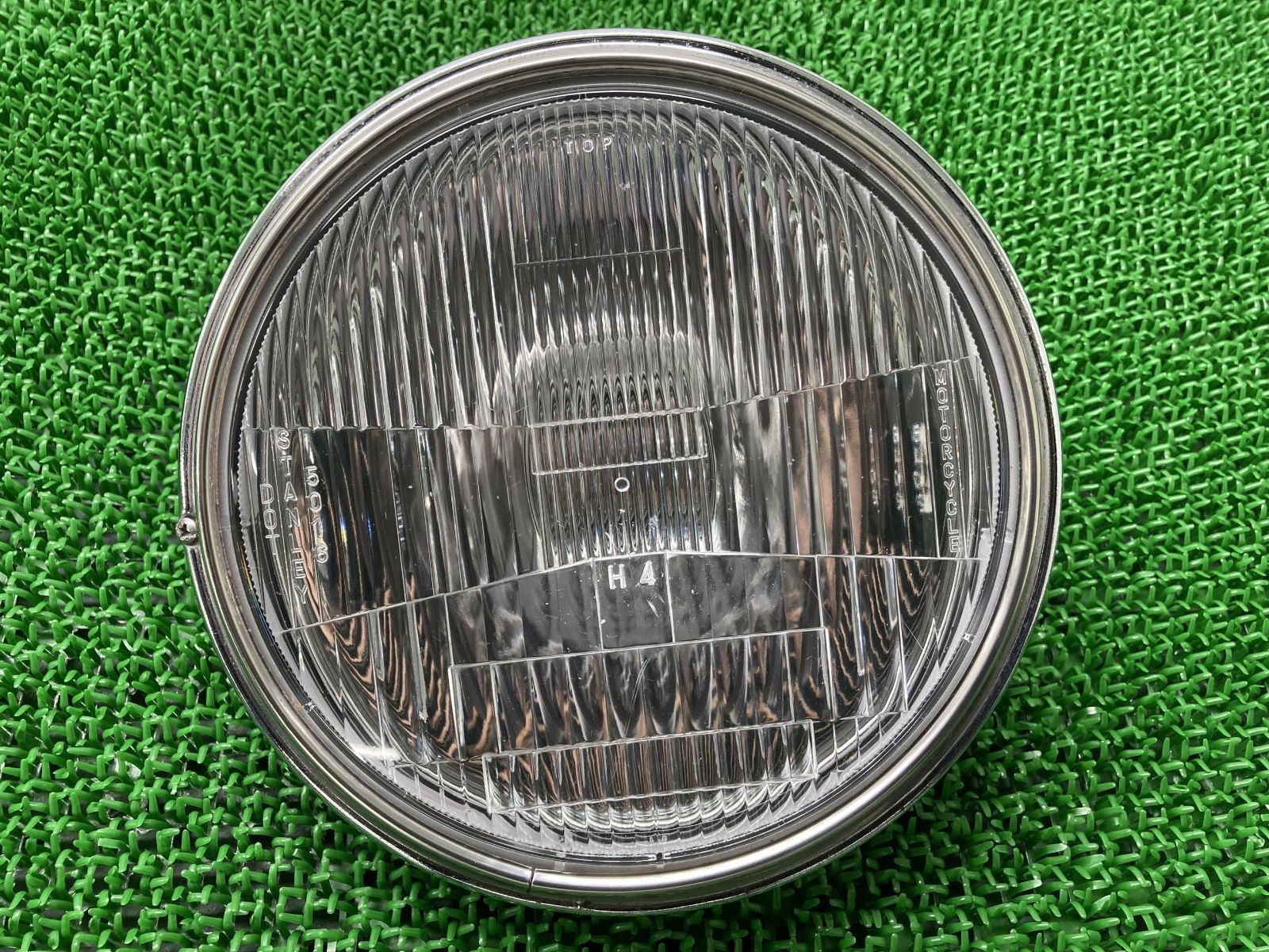 ホーネット250 ヘッドライト 5016 ホンダ 純正 中古 バイク 部品 MC31 コンディション良好 コケキズ無し 割れ欠け無し 品薄 車検 Genuine