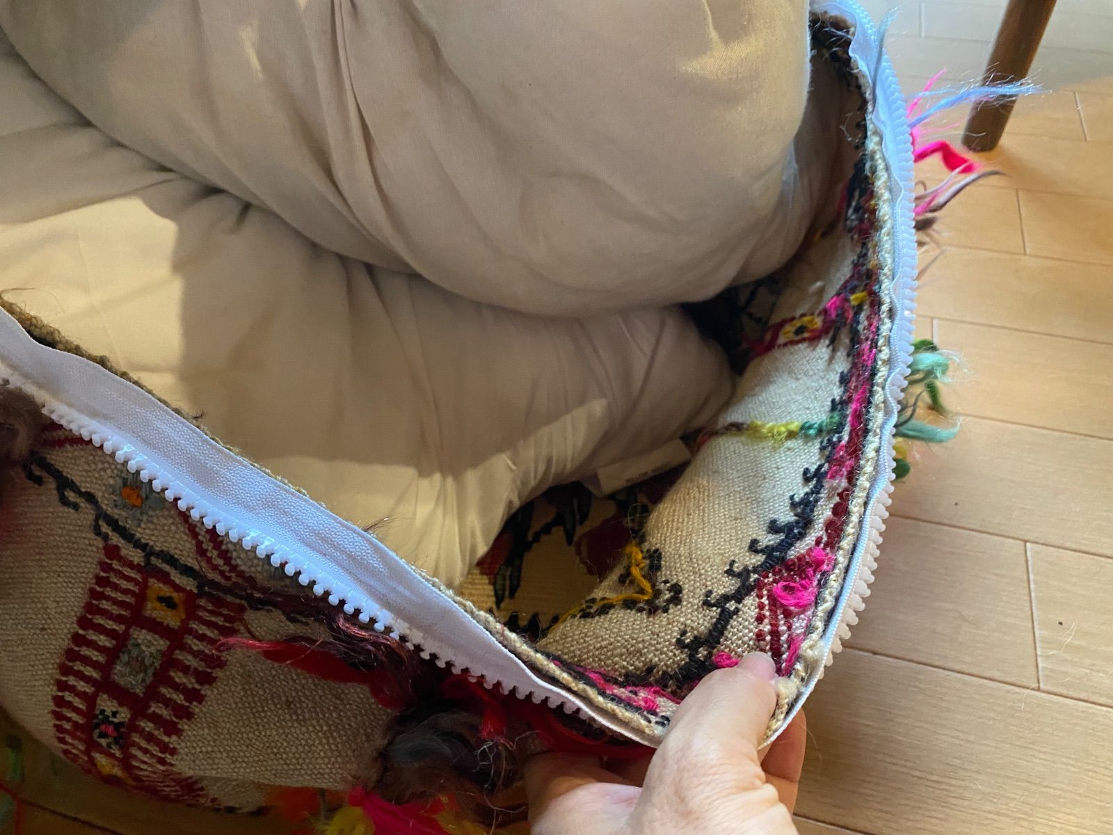 シイルトバッタニイェとセネキリム レイハンルジジムを使ったゴージャスなプフ