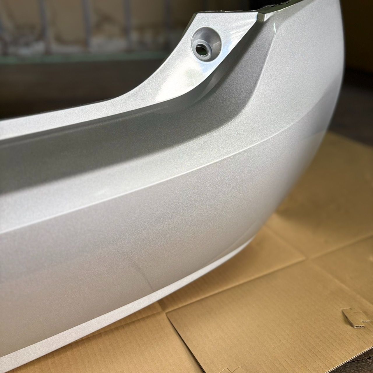 TOYOTA 30系プリウス/30プリウス リアバンパー/シルバー 社外品【P30-R