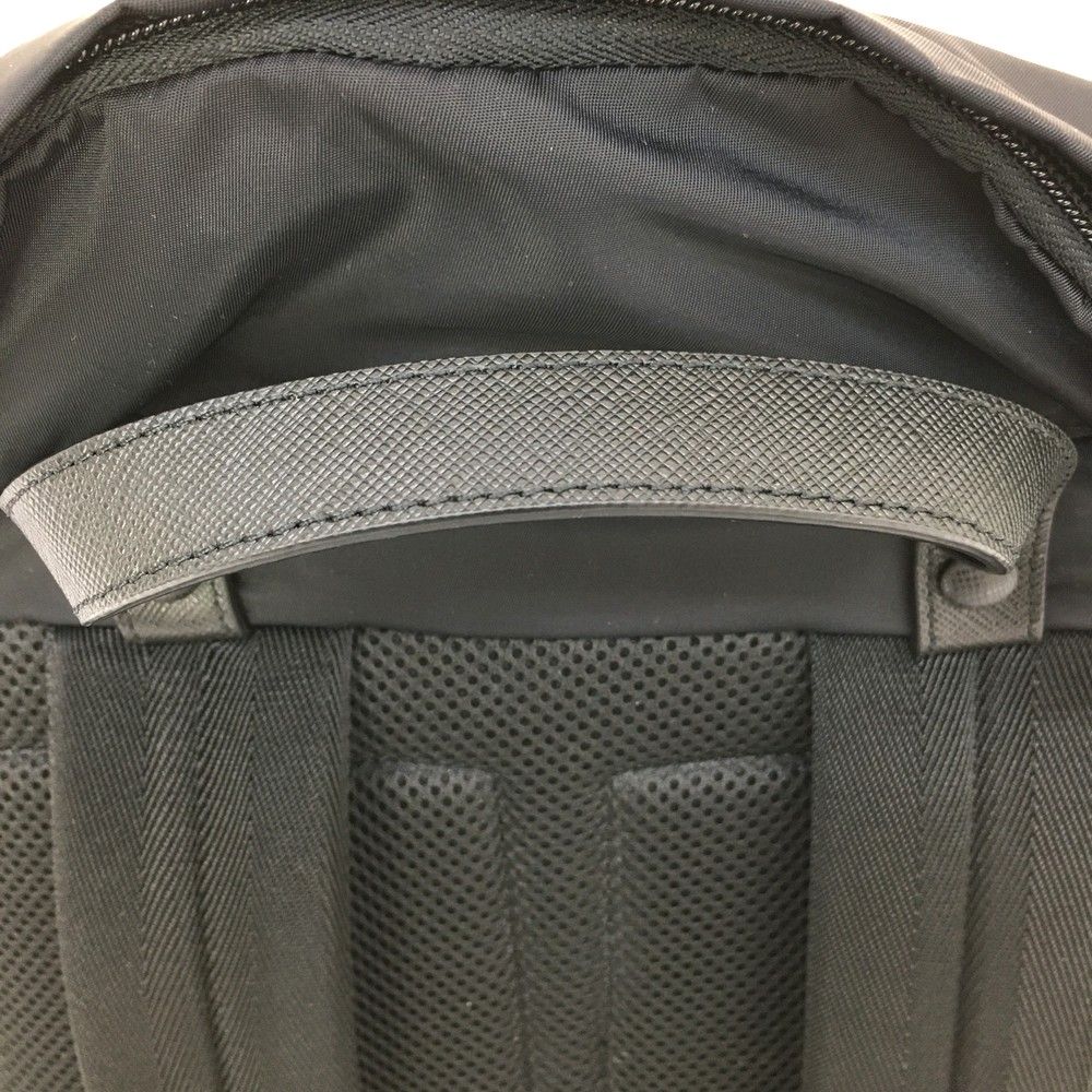 美品 PRADA プラダ 2VZ079 Re-Nylon リュックサック バックパック バック メンズ レディース ブラック - メルカリ