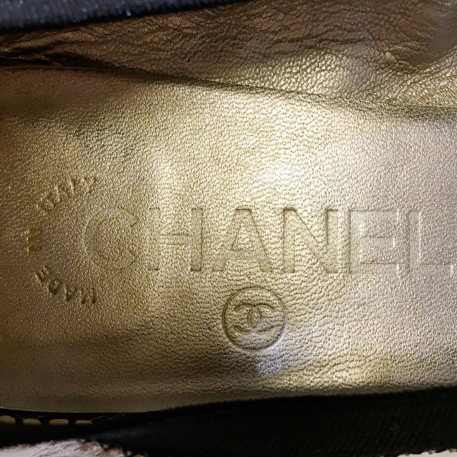 CHANEL シャネル パンプス ホワイト ブラック 光沢 ココマーク レディース チャンキーヒール