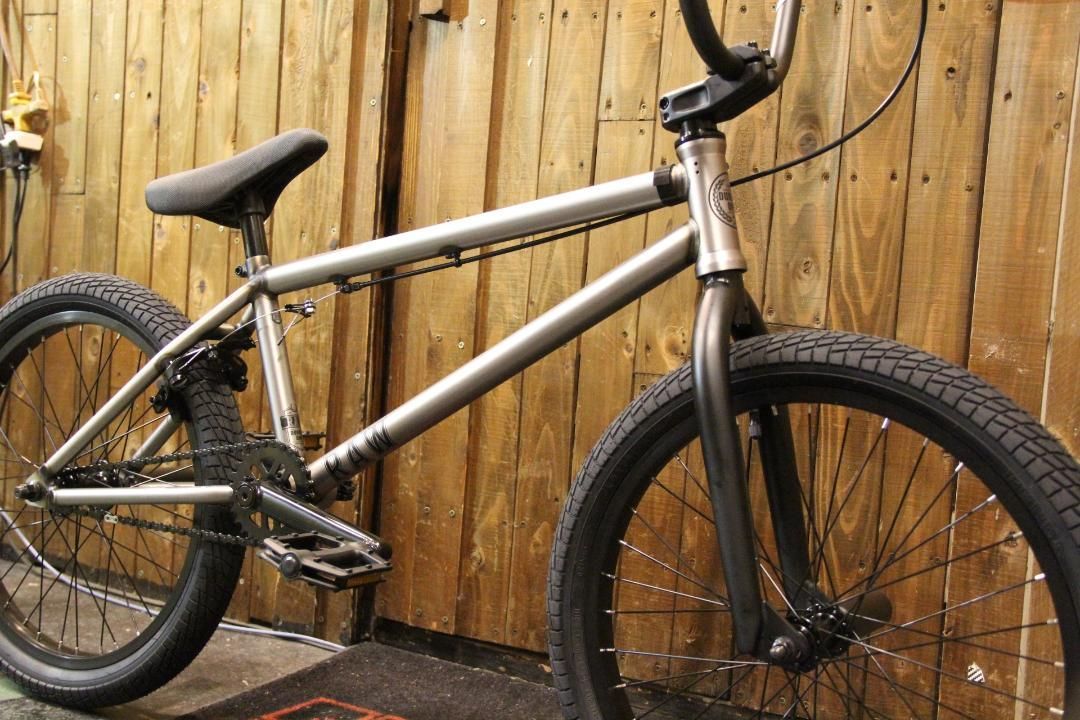 人気の福袋 超爆安 新品、未使用 ペグ付き BMX STREET DURCUS ONE RAW