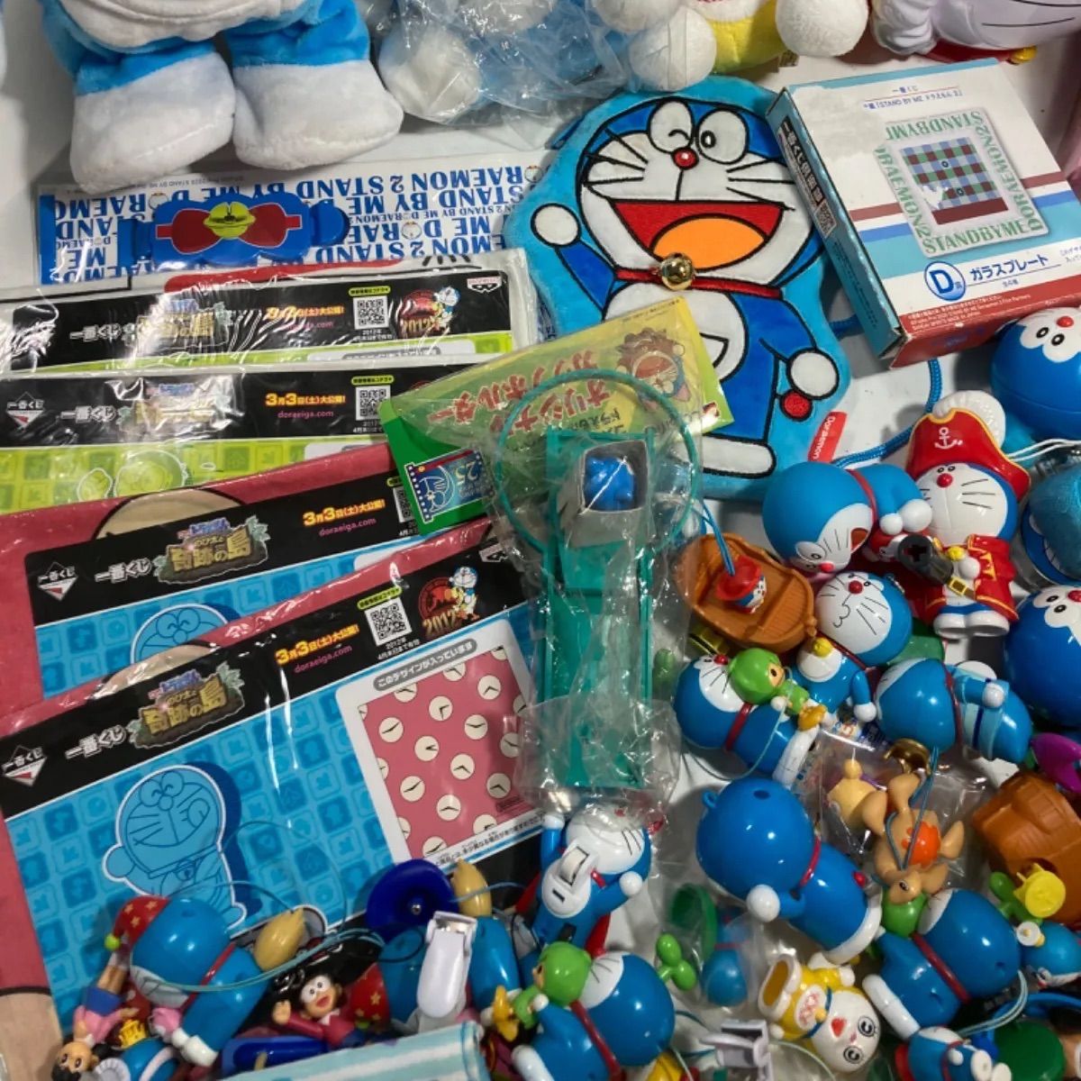 ぬいぐるみおもちゃまとめ売り　ドラえもんグッズ ☆ドラえもん グッズ 大量 点以上 まとめ売り おもちゃ