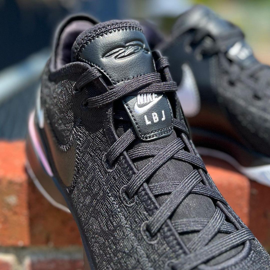 NIKE ZOOM LEBRON NXXT GEN 'BLACK SOFT PINK' ナイキ ズーム レブロン