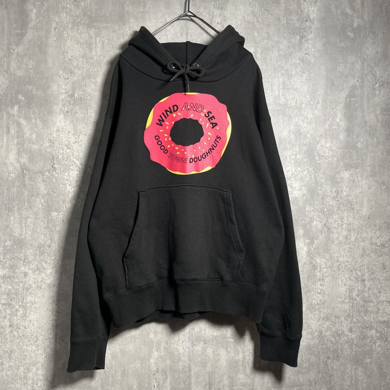 【良品】WIND AND SEA｜ウィンダンシー，ドーナツ，プルオーバーパーカー ◇良品WIND AND SEA｜ウィンダンシー，プルオーバーフーディ
