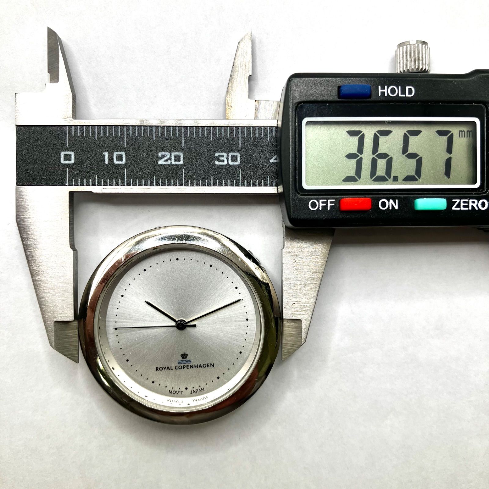 時計本体部分のみの出品⭐️ロイヤルコペンハーゲン】 『ブルーパル