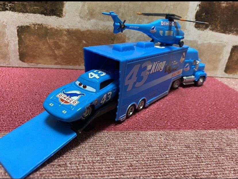 新品】カーズ マック トラック トレーラー キング ダイナコ