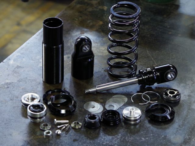 アジャスタブルサスペンション リアサス