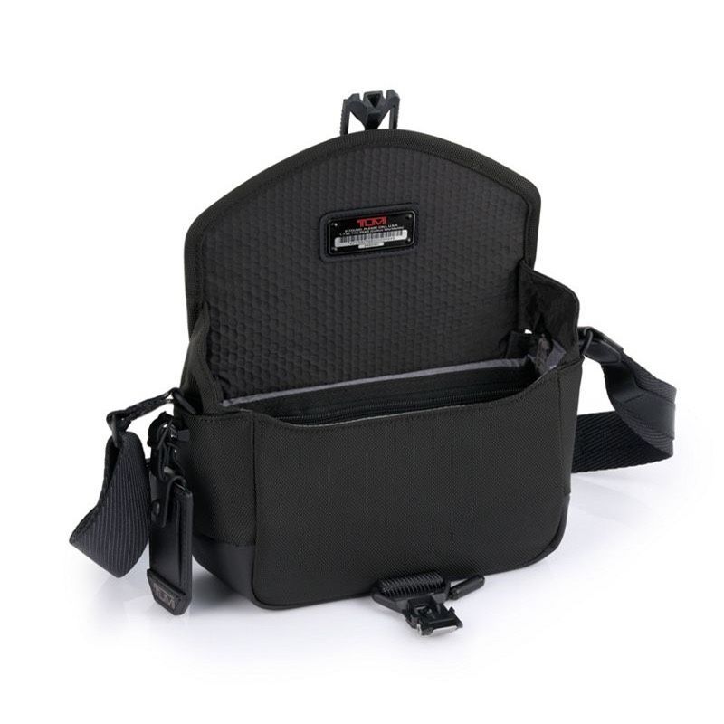 新品 TUMI ALPHA BRAVO 232716「コンパス」クロスボディ ブラック  