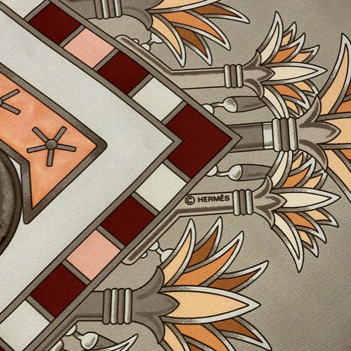 HERMES エルメス スカーフ カレ90 ベージュ×オレンジ×マルチ TRESSORS DU NIL