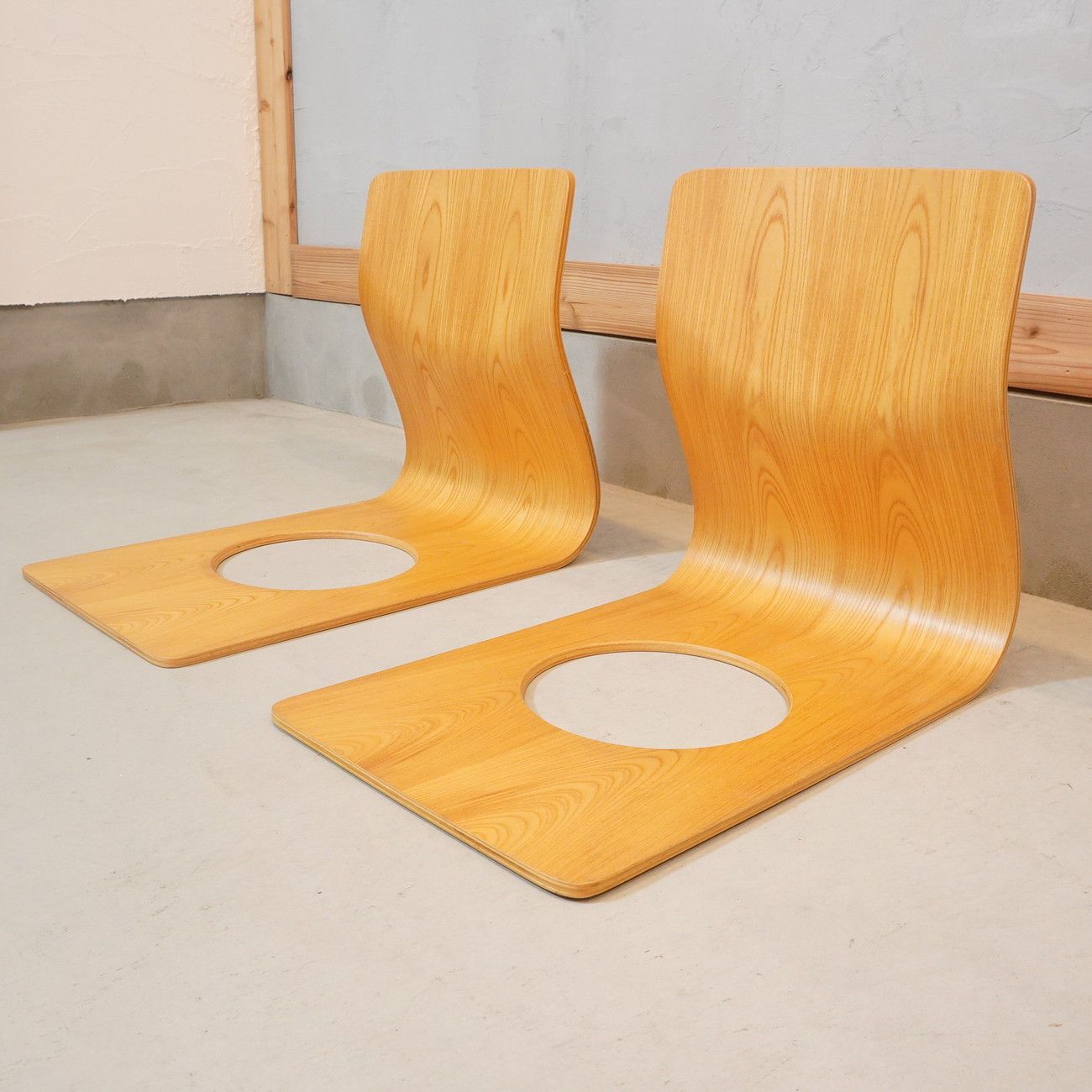 激安大特価！ ⑥天童木工 座椅子 プライウッド ケヤキ板目 ナチュラル 