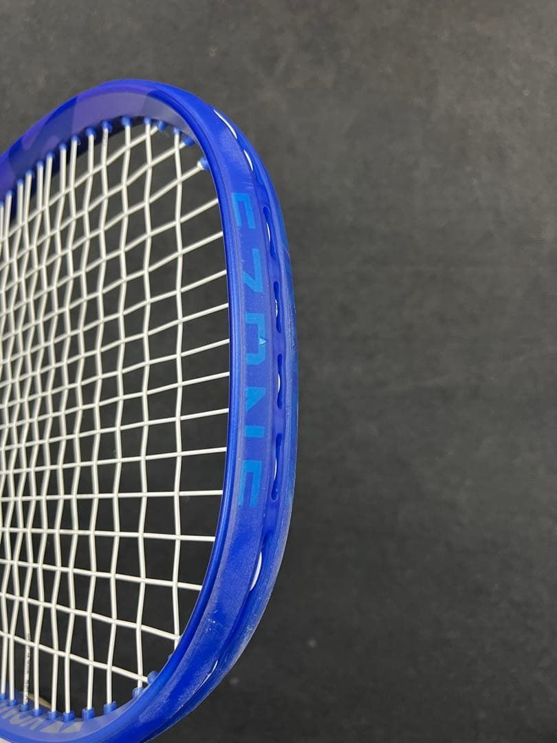 土日限定値下YONEX EZONE100 TOUR G2 2本組サービスガット付 YONEX EZONE100 TOUR G2 2本組サービスガット付 - メルカリ