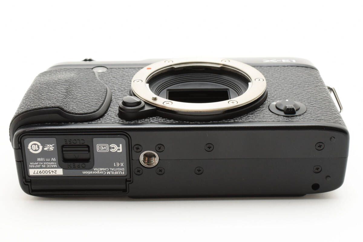 ☆極上品☆ 富士フイルム FUJIFILM X-E1 ボディ ブラック ☆極上品☆ 富士フイルム FUJIFILM X-E1 ボディ ブラック
