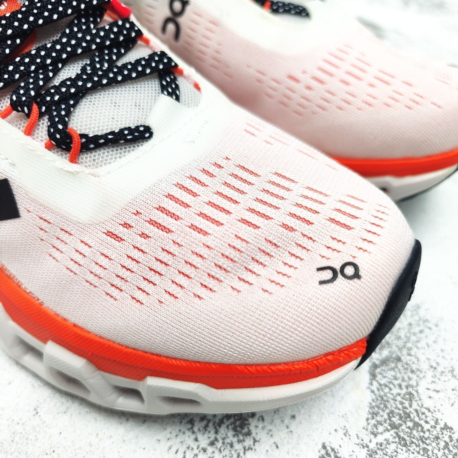 On Cloudmonster2 クラウドモンスター 第二世代 ジョギング