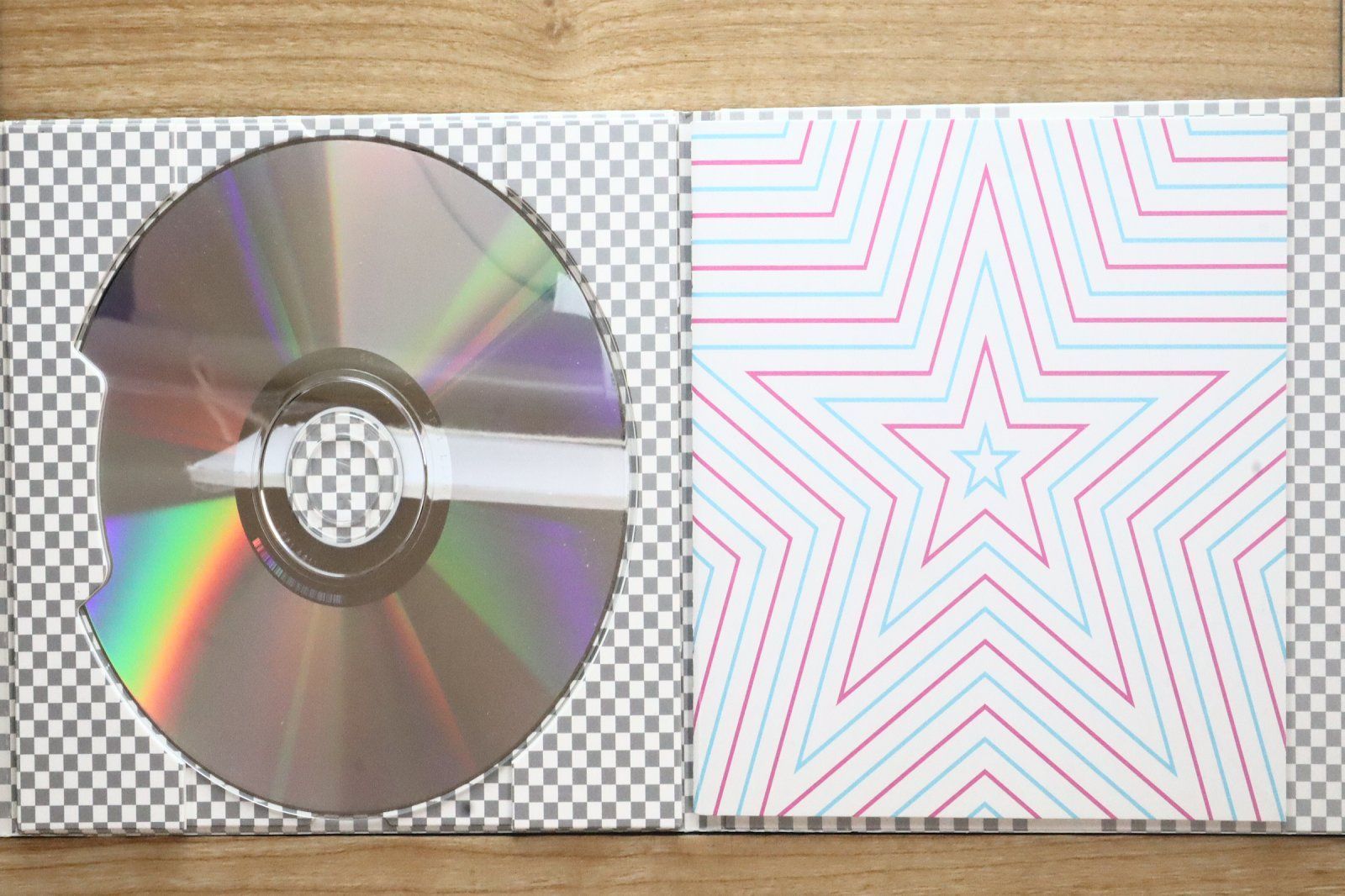 国内盤CD☆スマップ/SMAP□ GIFT of SMAP 【通常盤】 【VICL64111