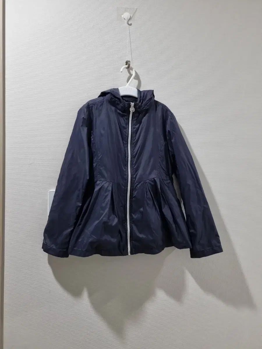 ARMANI アルマーニ ジュニア ネイビー フ フード ウィンドブレーカー