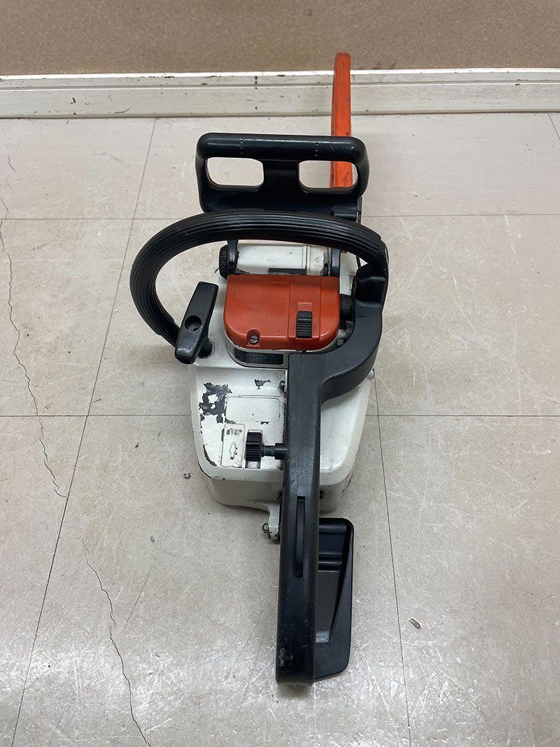 STIHL 010AV スチールチェーンソー 現状品 - メルカリ