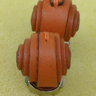HERMES エルメス ヨヨ バレザー ピアス ブラウン シルバーカラー