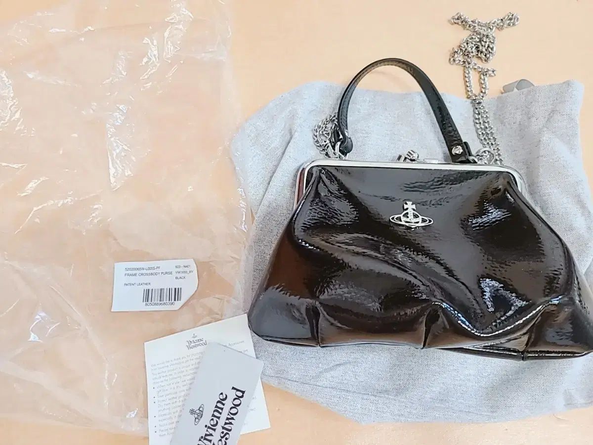 Vivienne Westwood ヴィヴィアン ウエストウッド パテントレザー エナメル グラニーバッグ 巾着バッグ バッグ