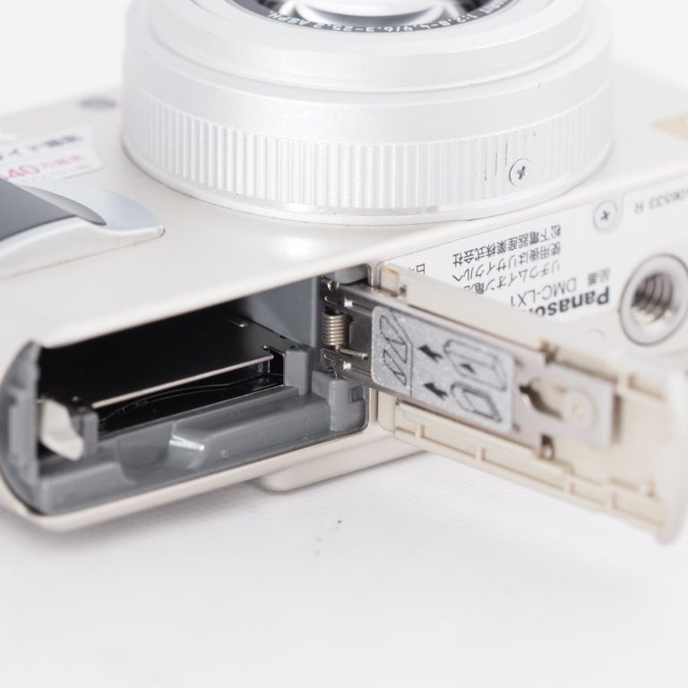 Panasonic パナソニック コンパクトデジタルカメラ LX1 DMC-LX1-S